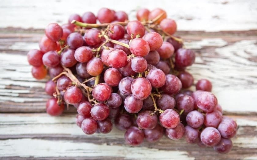 Red Flame Grapes (1kg)